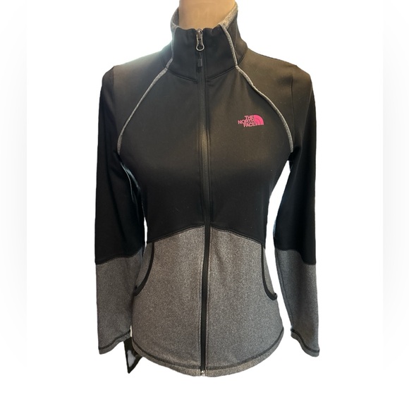 The North Face Jackets & Blazers - The North Face Sweater Jacket Adult Women’s Size Small Black 100 Cinder Full Zip